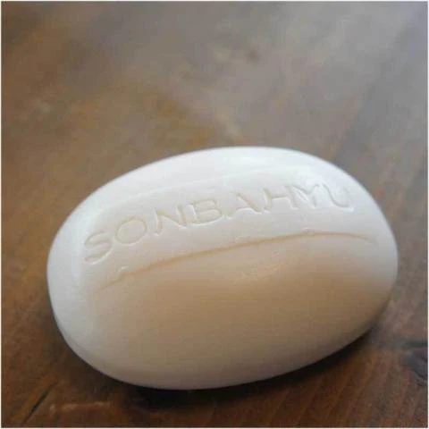 Son Bahyu Horse Oil Bar Soap Hinoki Cypress Fragrance 85g - Image 2